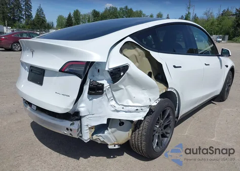 2025 Tesla Model Y Long Range Dual Motor All-Wheel Drive from USA, damaged, VIN 7SAYGDEE4SF261567